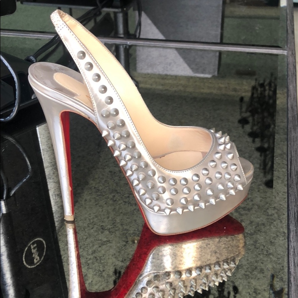 Christian Loubtion spike lady peep